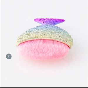 Make up brush